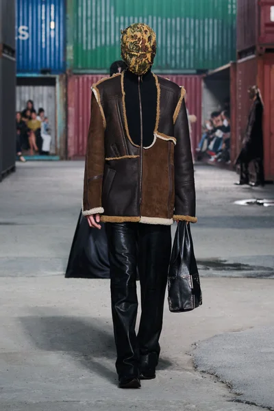 Look 65